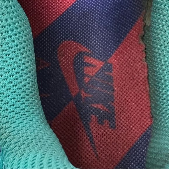 Nike Air Max Plus Discover Your Air Mens 8.5 Running Sneakers - Picture 7 of 11